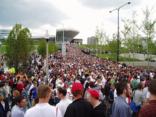 crowd2.jpg